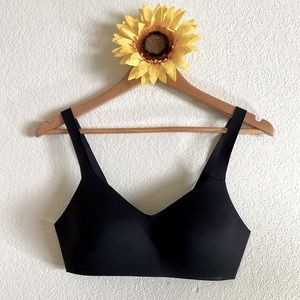Lululemon Black Bra, Hold True, Light Padding: 32D